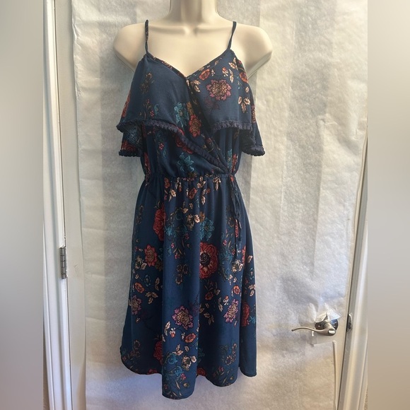 Xhilaration Blue Floral Mini Dress Casual off shoulder sundress Sz-S. W19 - Picture 2 of 9